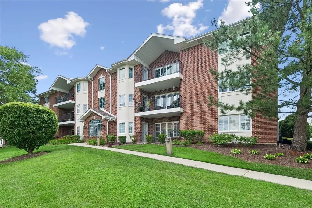 13129 Forest Ridge Drive Palos Heights IL 60463