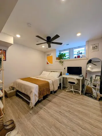 3144 North Leavitt Street Chicago IL 60618