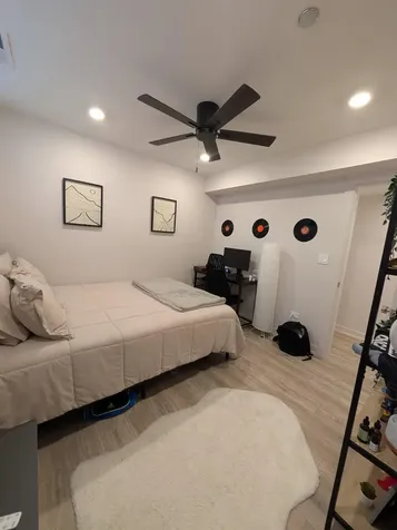 3144 North Leavitt Street Chicago IL 60618