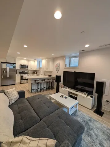 3144 North Leavitt Street Chicago IL 60618