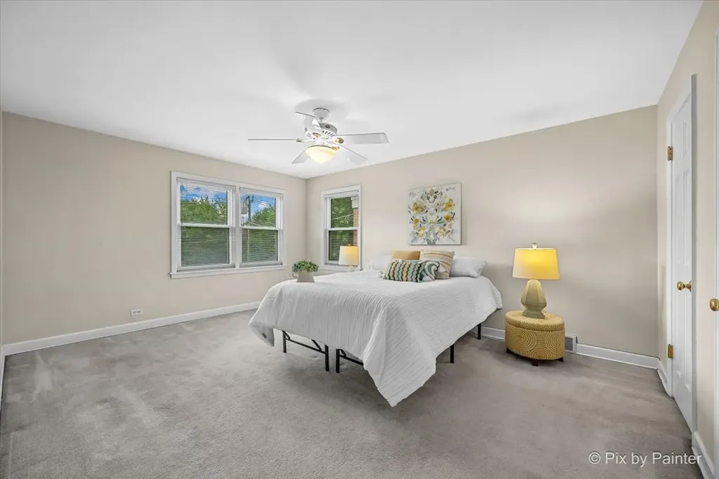 2921 West Birchwood Avenue Chicago IL 60645
