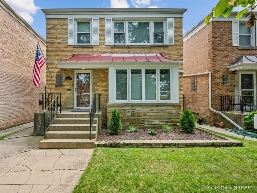 2921 West Birchwood Avenue Chicago IL 60645