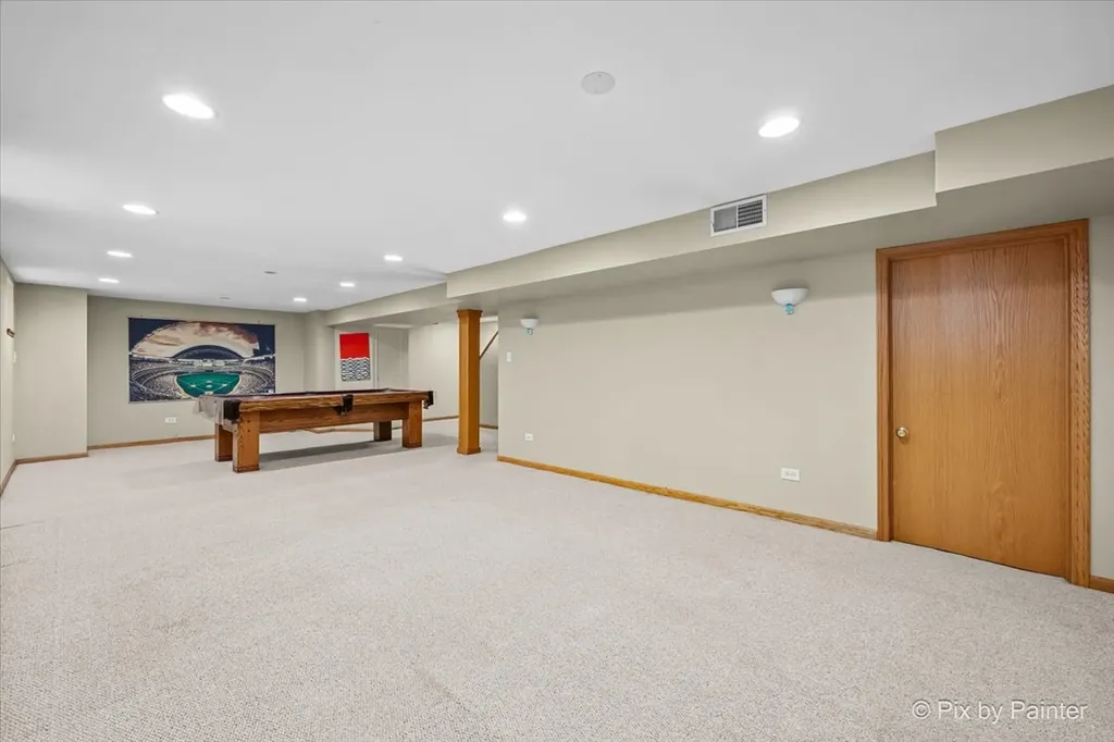 2921 West Birchwood Avenue Chicago IL 60645