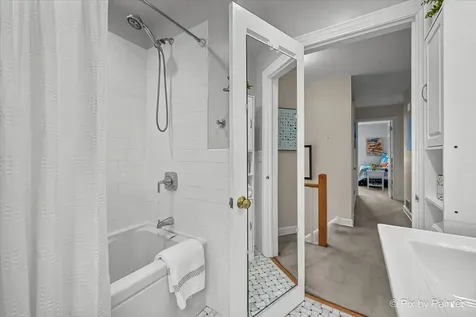 2921 West Birchwood Avenue Chicago IL 60645