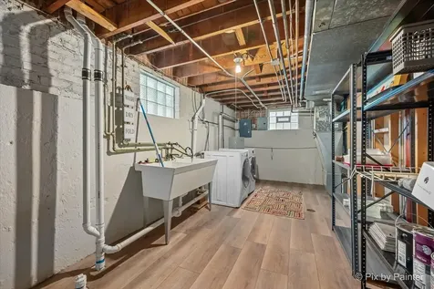 2921 West Birchwood Avenue Chicago IL 60645