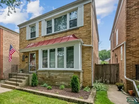 2921 West Birchwood Avenue Chicago IL 60645