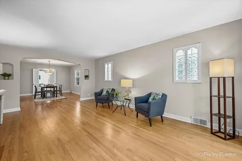 2921 West Birchwood Avenue Chicago IL 60645