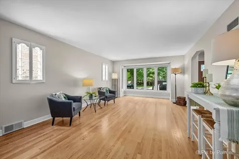 2921 West Birchwood Avenue Chicago IL 60645