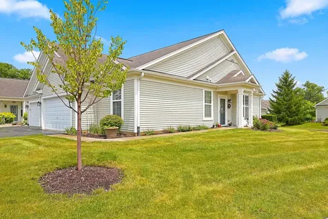 13500 Yellow Pine Drive Huntley IL 60142
