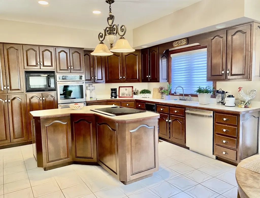 14561 Crystal Tree Drive Orland Park IL 60462