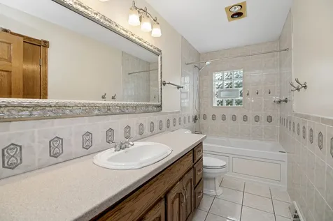 15120 Willow Lane Oak Forest IL 60452