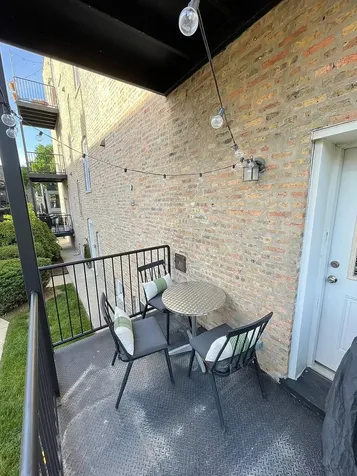 2025 West Erie Street Chicago IL 60612