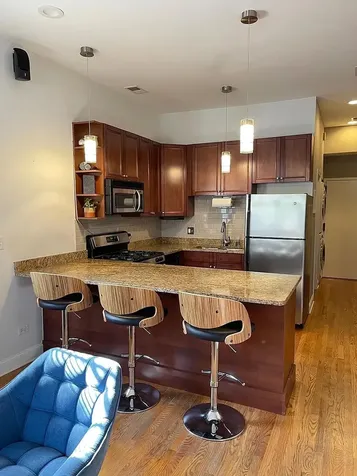 2025 West Erie Street Chicago IL 60612