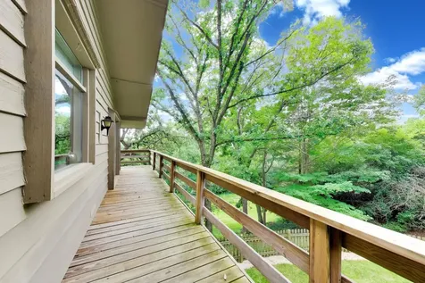 24283 North Grandview Drive Lake Barrington IL 60010