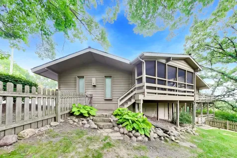 24283 North Grandview Drive Lake Barrington IL 60010