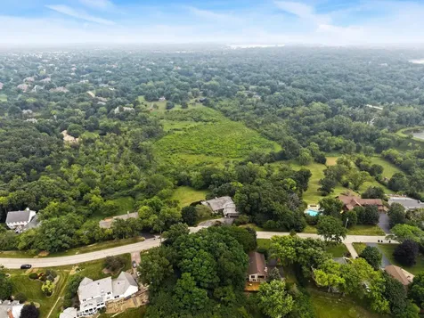 24283 North Grandview Drive Lake Barrington IL 60010