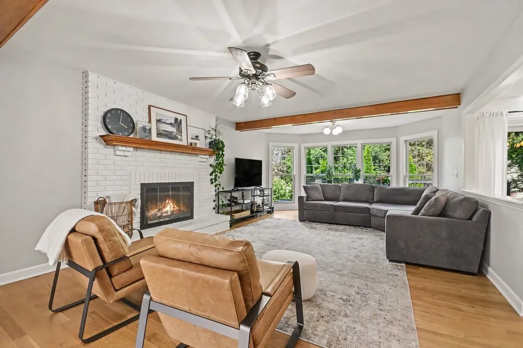 2606 Modaff Road Naperville IL 60565