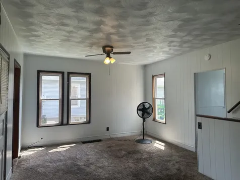 17 West Old Mill Street Milledgeville IL 61051