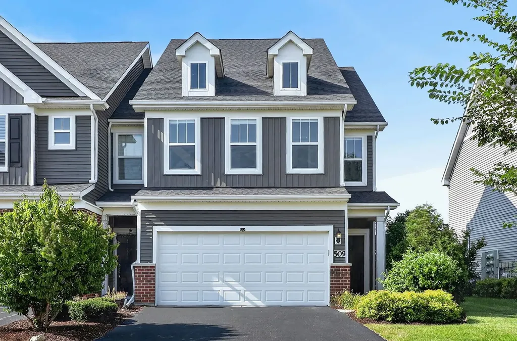 509 Watercress Drive Aurora IL 60504