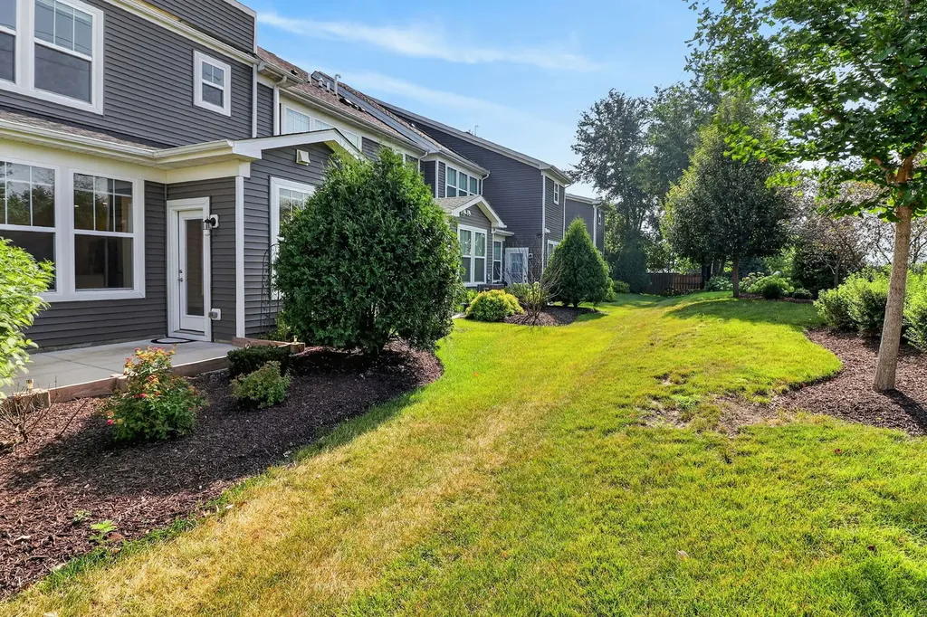 509 Watercress Drive Aurora IL 60504