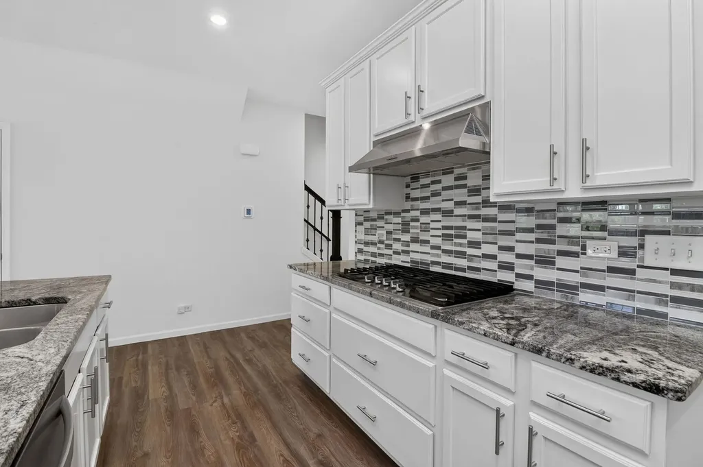 509 Watercress Drive Aurora IL 60504
