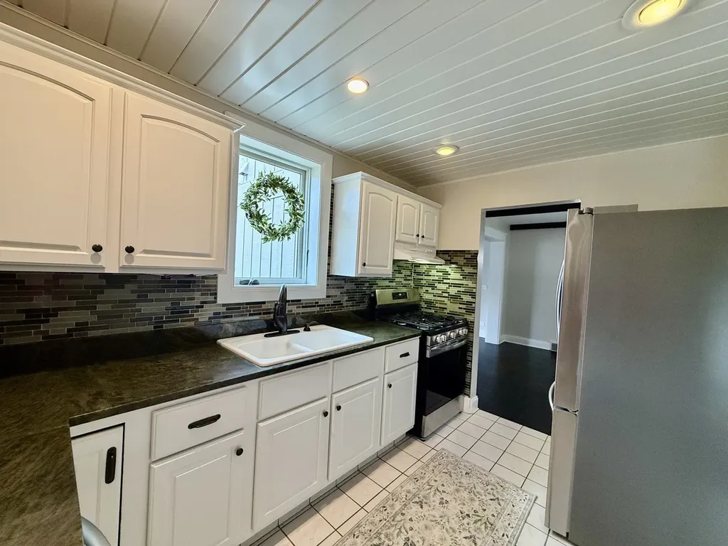 11110 79TH Street Willow Springs IL 60525