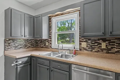 346 East Fulton Street Paxton IL 60957