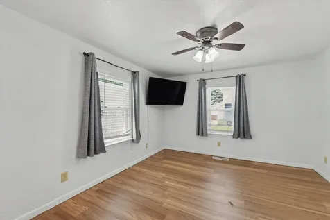 346 East Fulton Street Paxton IL 60957