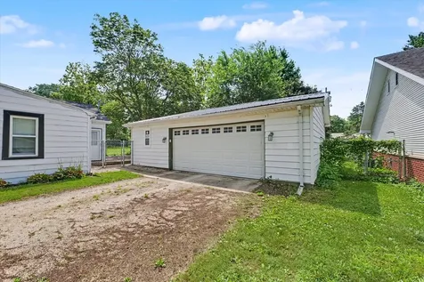 346 East Fulton Street Paxton IL 60957