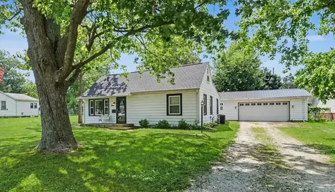 346 East Fulton Street Paxton IL 60957