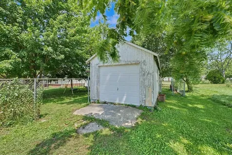 346 East Fulton Street Paxton IL 60957