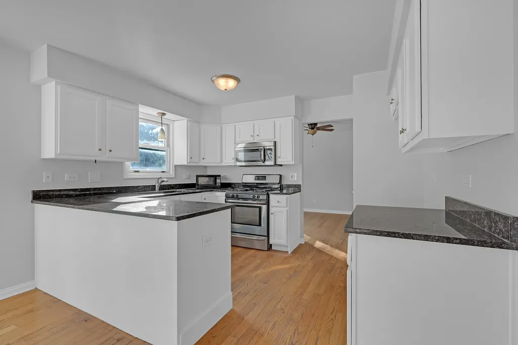 1917 Chestnut Grove Drive Plainfield IL 60586