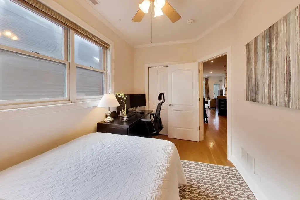 1922 West Armitage Avenue Chicago IL 60622