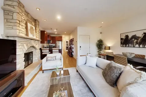 1922 West Armitage Avenue Chicago IL 60622