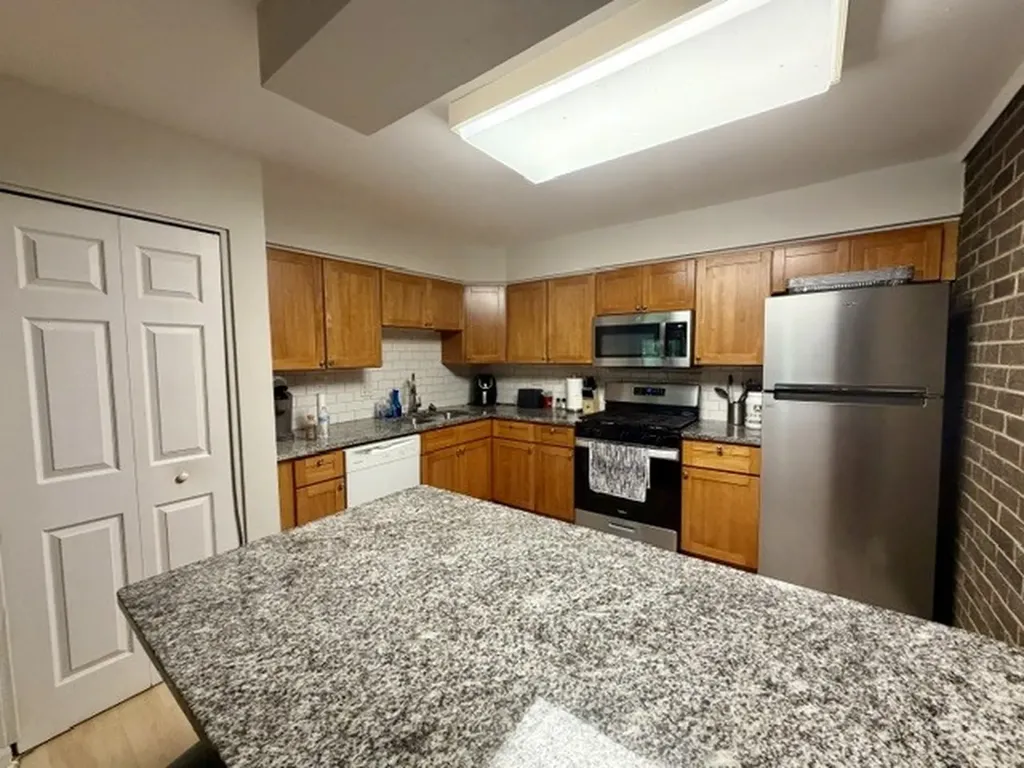 238 East Bailey Road Naperville IL 60565