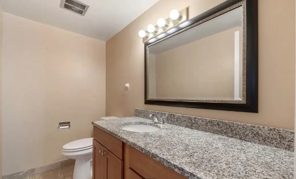 238 East Bailey Road Naperville IL 60565
