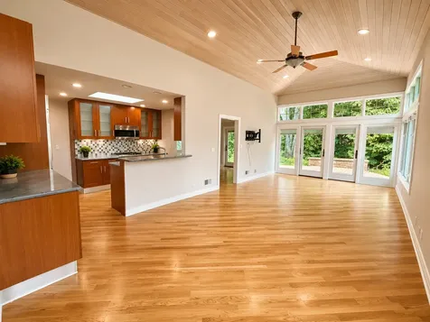 924 Brookline Lane Park Ridge IL 60068