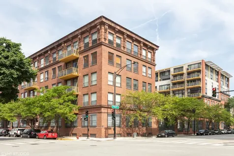1910 South Indiana Avenue Chicago IL 60616