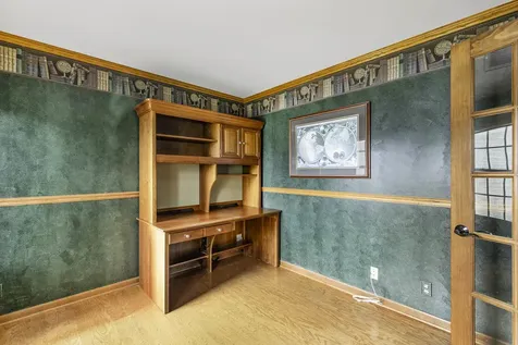 997 South Hampton Court Aurora IL 60506