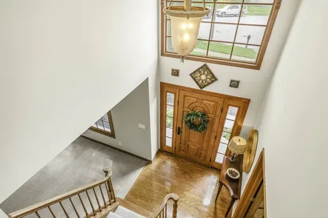 997 South Hampton Court Aurora IL 60506