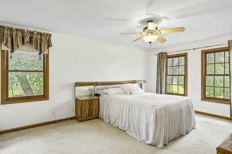 997 South Hampton Court Aurora IL 60506