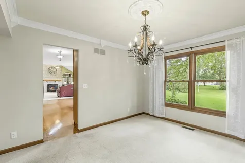 997 South Hampton Court Aurora IL 60506