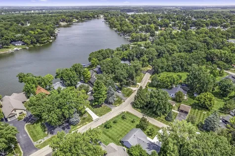 871 Lake Holiday Drive Lake Holiday IL 60548