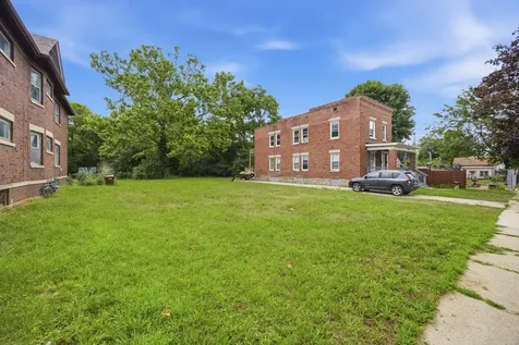 948 South 3rd Street Rockford IL 61104
