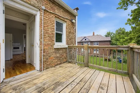 948 South 3rd Street Rockford IL 61104
