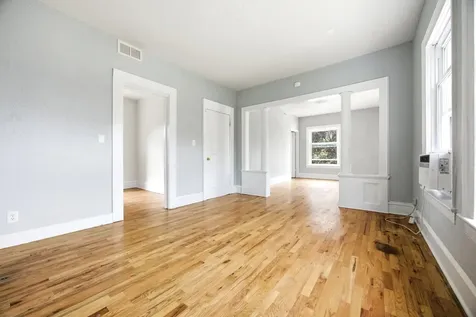 948 South 3rd Street Rockford IL 61104