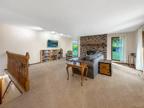 829 Sutton Place Freeport IL 61032