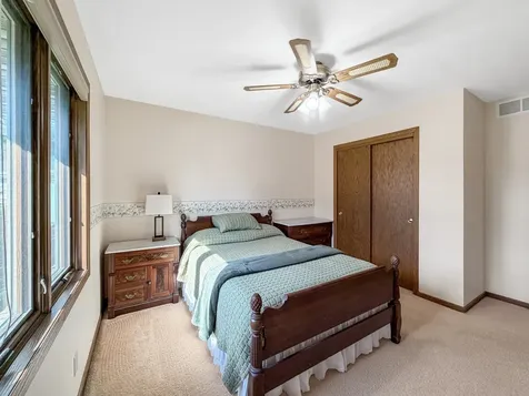 829 Sutton Place Freeport IL 61032