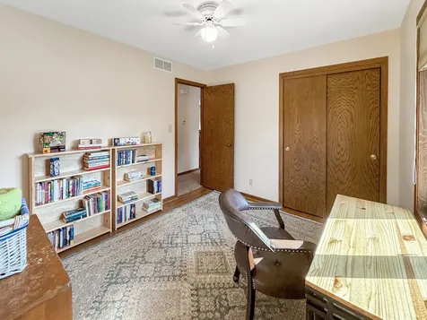 829 Sutton Place Freeport IL 61032