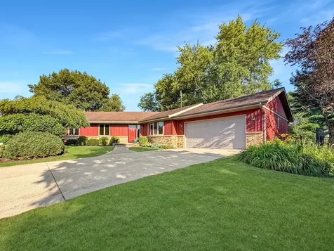 829 Sutton Place Freeport IL 61032